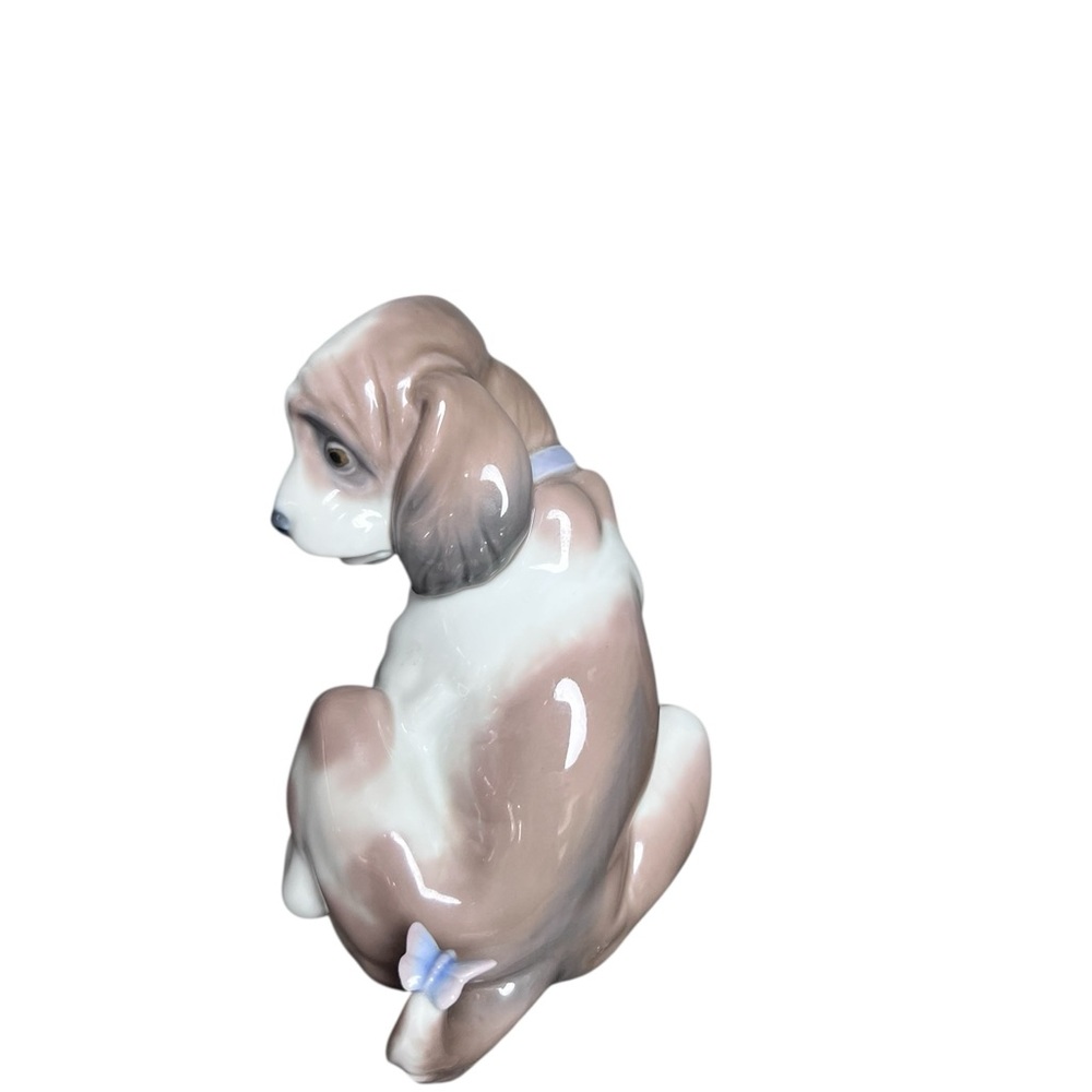 Lladró Vintage 1994 Gentle Surprise Dog & Butterfly Figurine puppy in made Spain - Picture 13 of 16